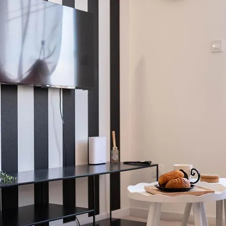 Chez Mona L Hyper Centre 1 Ch * 朗斯